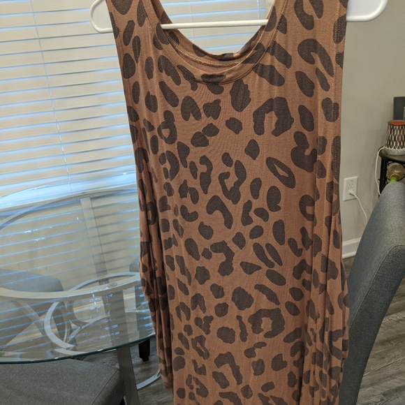 Tank top - Picture 1 of 2